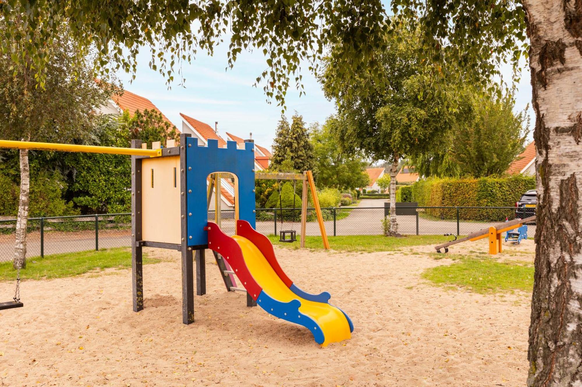Summio Zeeland Village Scharendijke Bagian luar foto